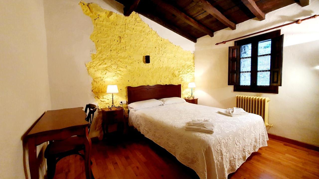 Hotel Rural La Tahona De Besnes Arenas De Cabrales Bagian luar foto