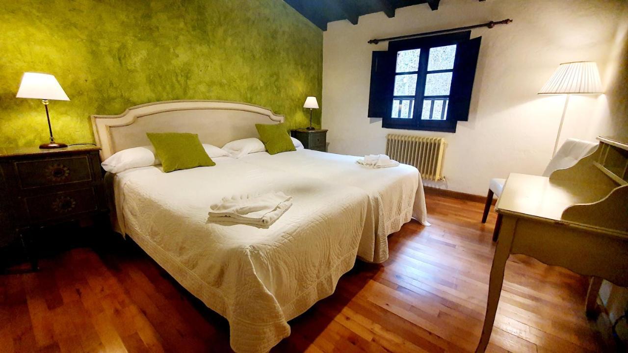 Hotel Rural La Tahona De Besnes Arenas De Cabrales Bagian luar foto